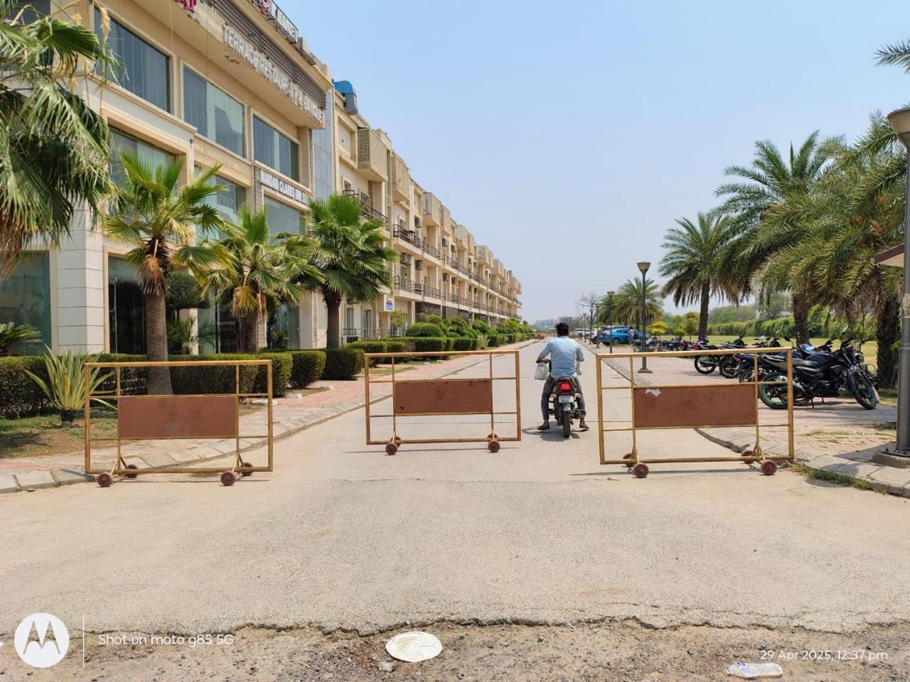 Hotel Anand Citrine &
